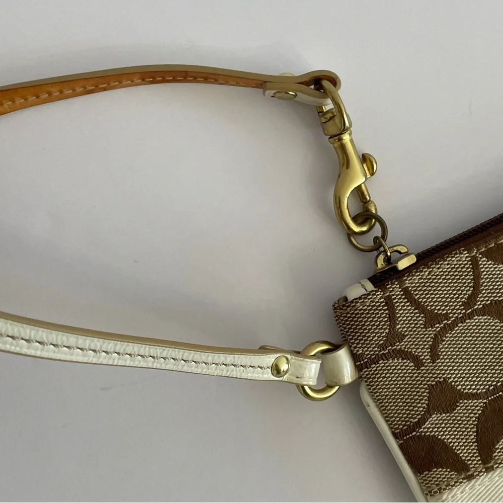 Coach 2006 Signature Stripe Wristlet